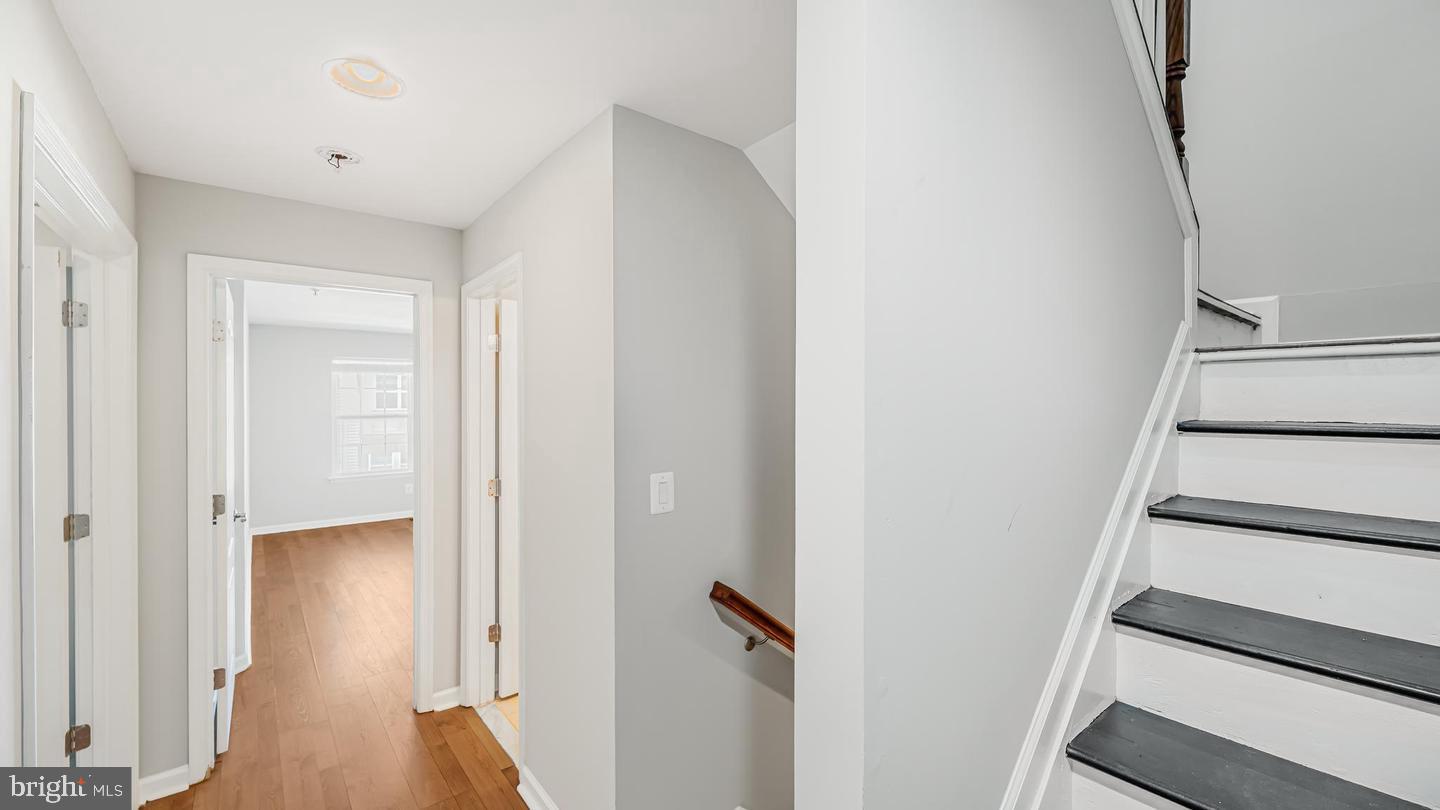 4888 Dane Ridge Circle Woodbridge, VA 22193 - Photo 10 of 32