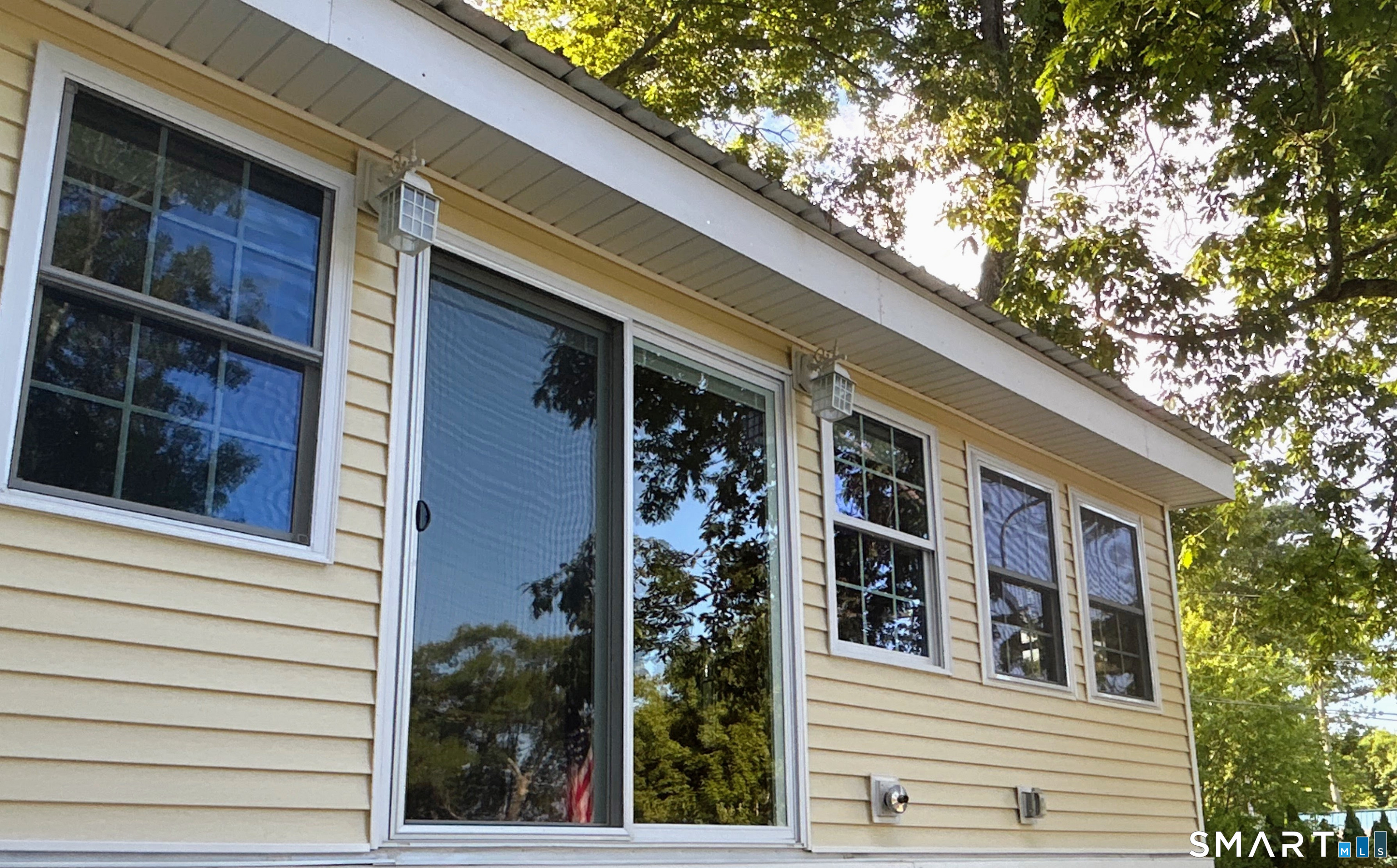 5 Hilltop Road East Hampton, CT 06424 - Photo 4 of 38