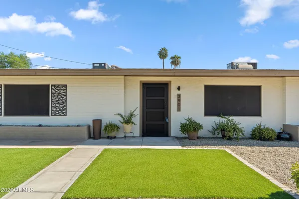 $650,000 | 3901 North 19th Street, Phoenix, AZ 85016