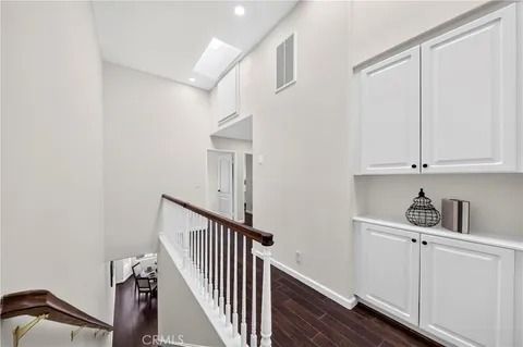 $1,087,000 | 2825 Plaza Del Amo, Unit 102, Torrance, CA 90503