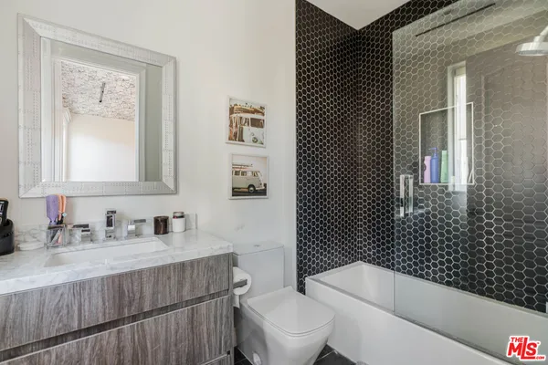 $28,000 | 3880 Prado Del Trigo, Calabasas, CA 91302