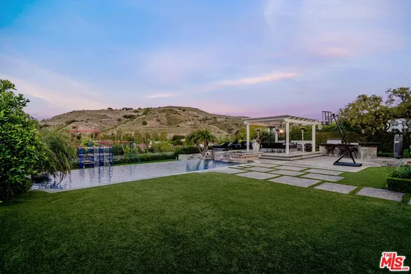 $28,000 | 3880 Prado Del Trigo, Calabasas, CA 91302