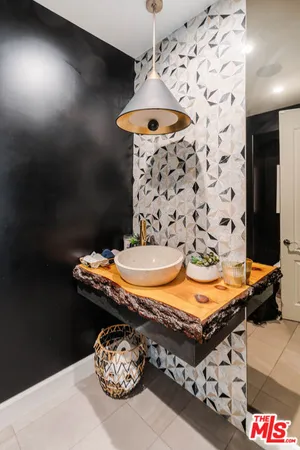 $28,000 | 3880 Prado Del Trigo, Calabasas, CA 91302