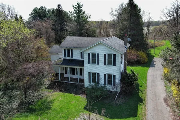 $799,900 | 7310 Lake Road, Sodus, NY 14551