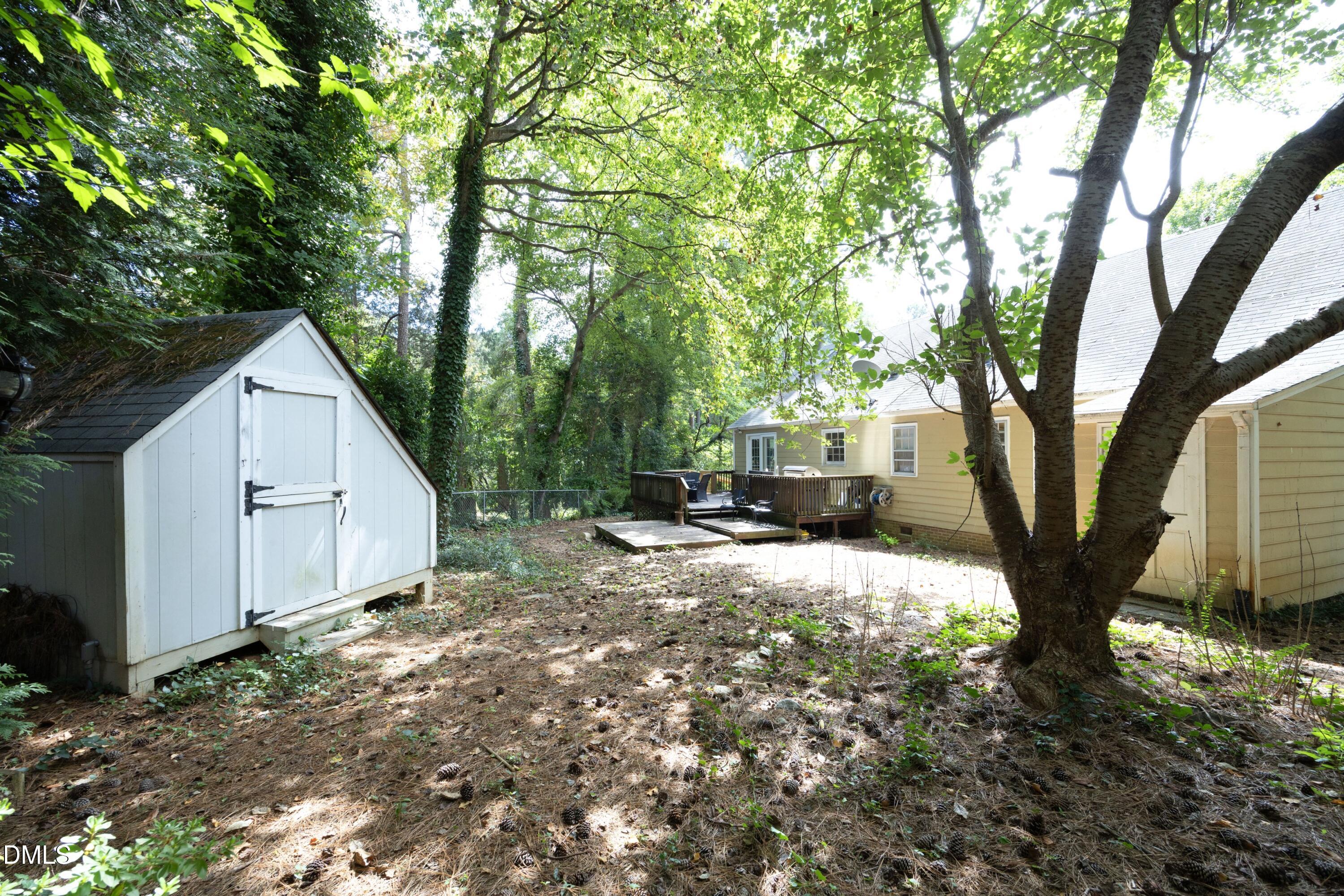 5804 Heatherbrook Circle Raleigh, NC 27612 - Photo 26 of 32 27Back