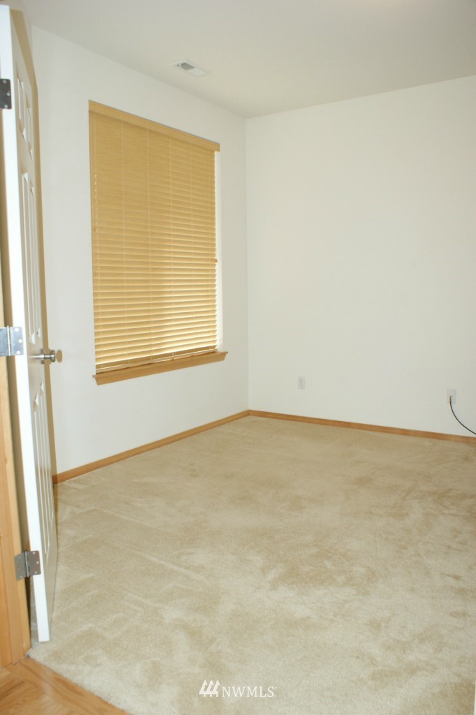 3329 171st Place Southeast Bothell, WA 98012 - Photo 4 of 14