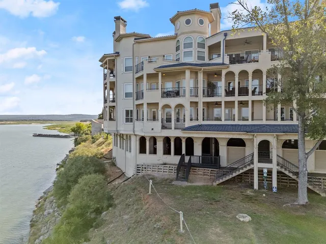 $575,000 | 3404 American Drive, Unit 3120, Lago Vista, TX 78645