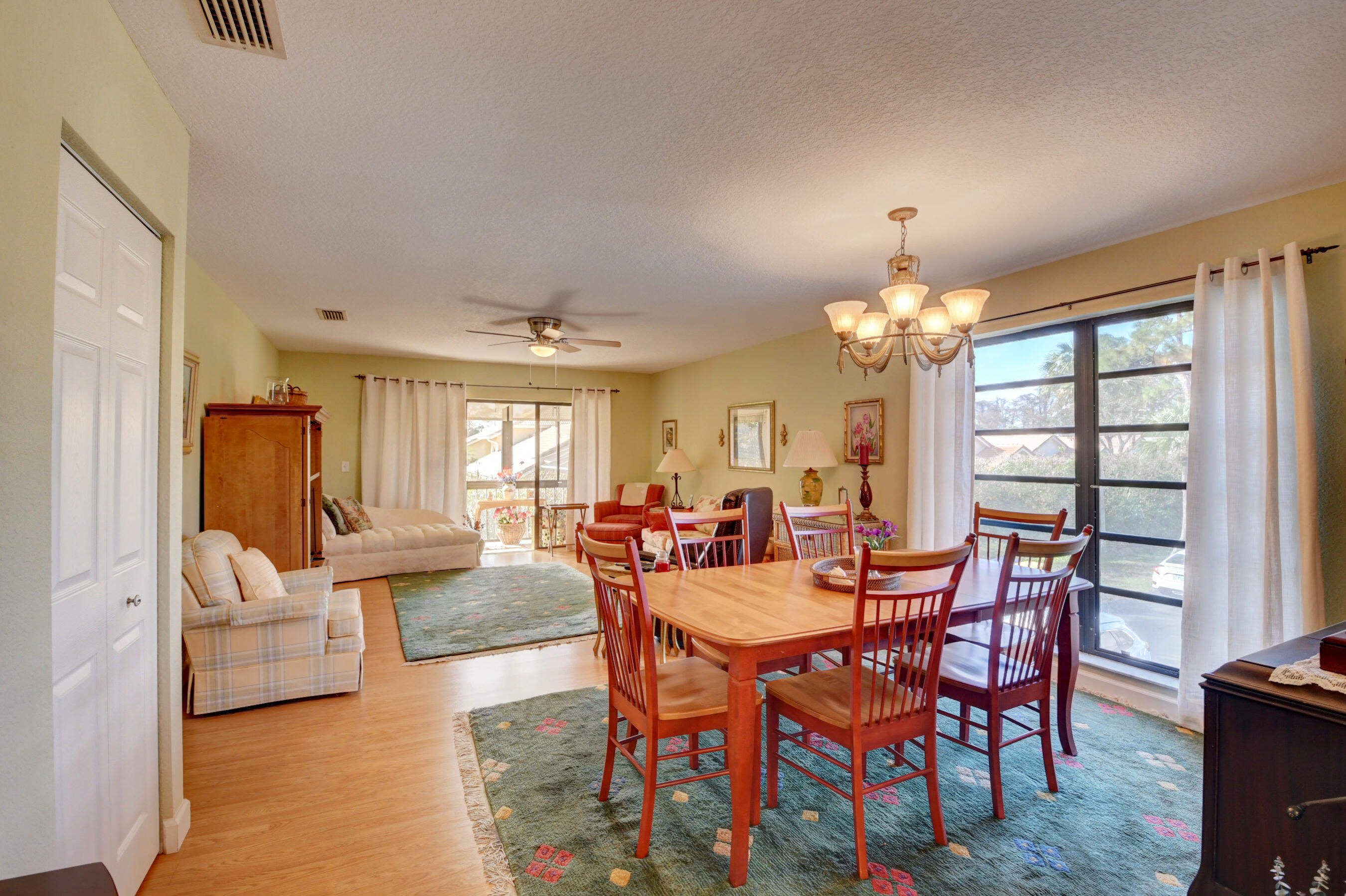 21699 Cypress Road, Unit 17H Boca Raton, FL 33433 - Photo 3 of 30 03_dsc_1546_47_48_49_50