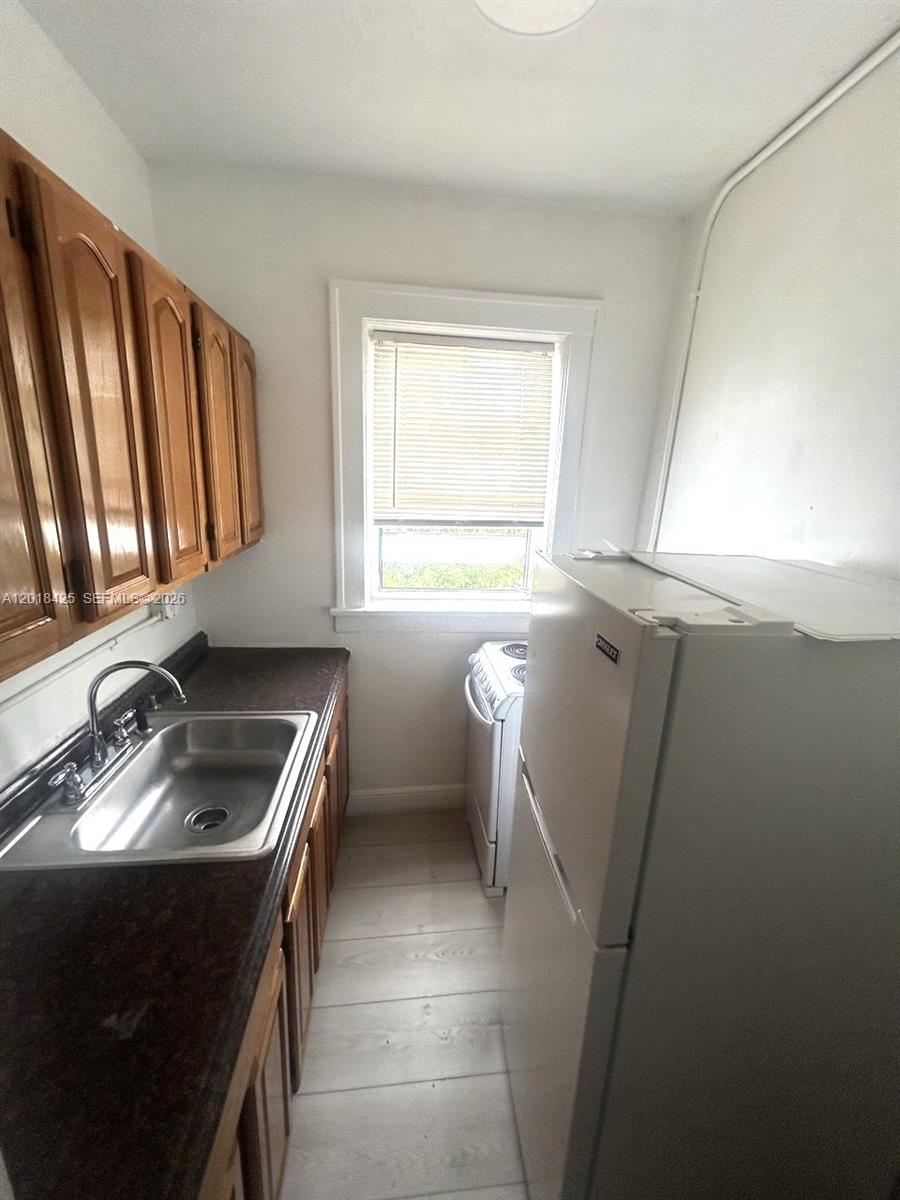 967 Southwest 5th Street, Unit 18 Miami, FL 33130 - Photo 8 of 10