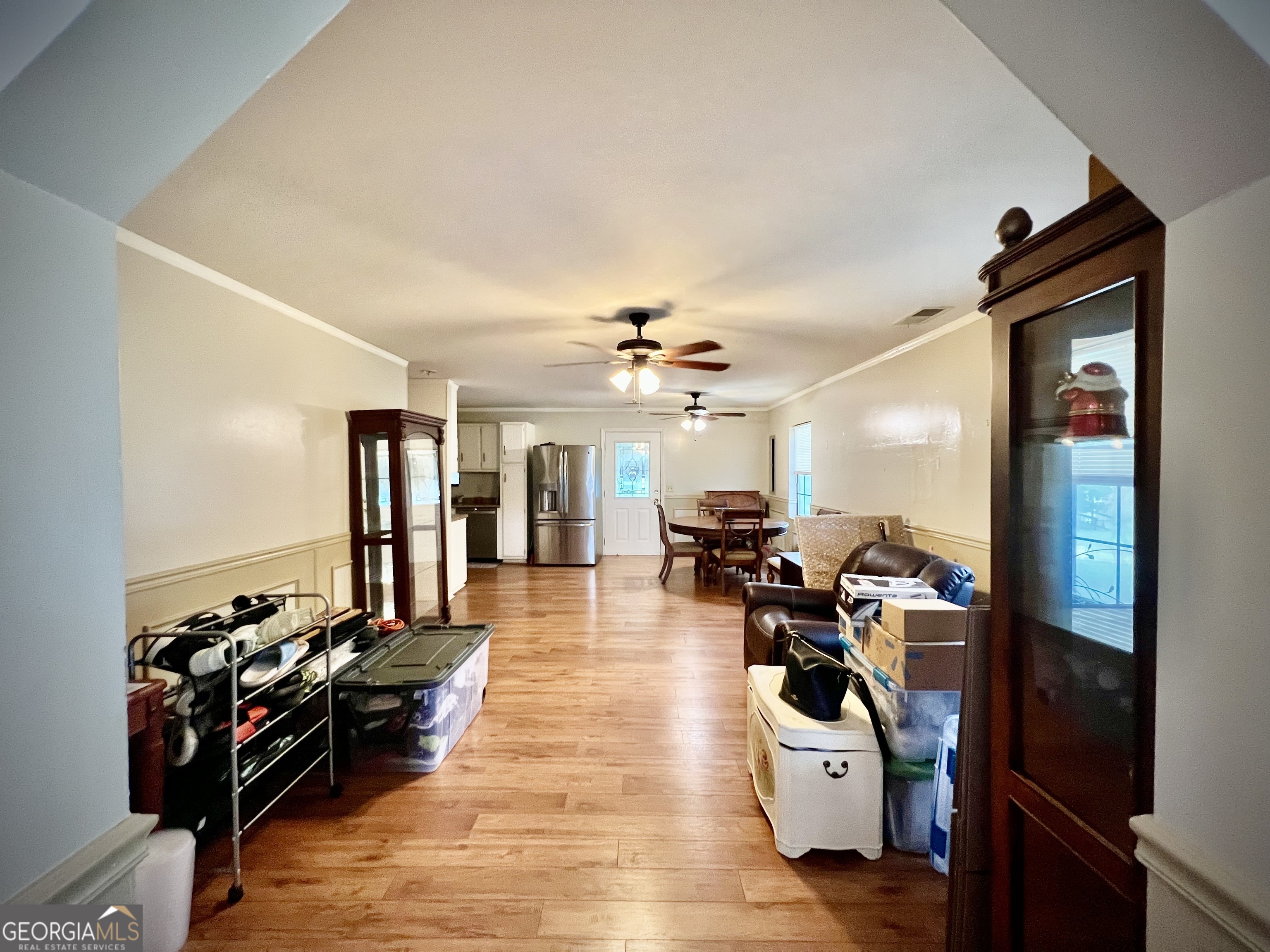 2618 Highway 86 Adrian, GA 31002 - Photo 11 of 27 a living room with furniture