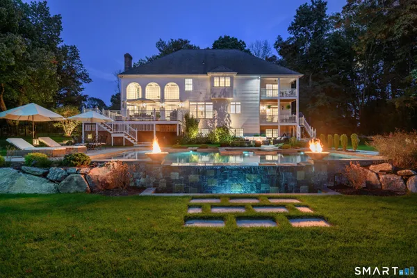 $1,925,000 | 14 Merlins Lane, Newtown, CT 06470