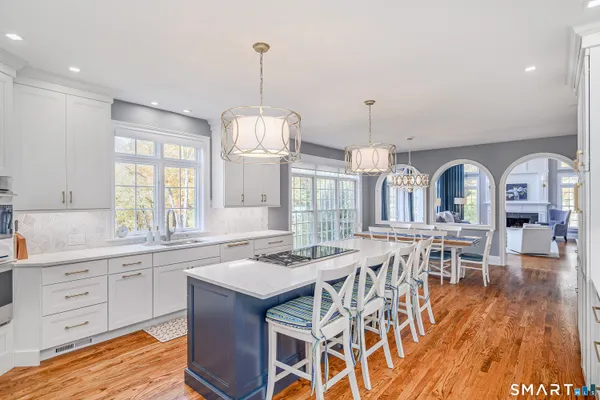 $1,925,000 | 14 Merlins Lane, Newtown, CT 06470