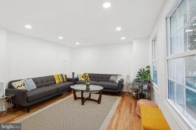 $549,500 | 6246 Hillside Road, Springfield, VA 22152