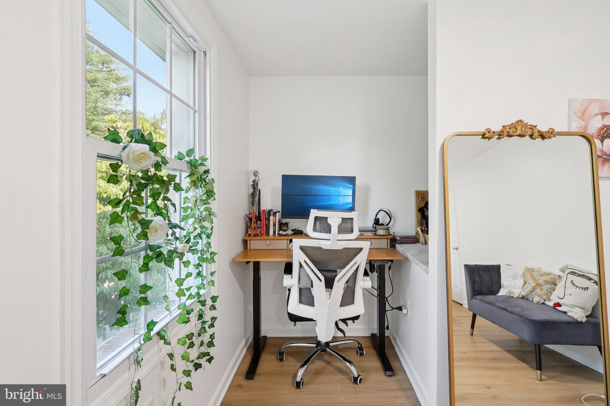 6246 Hillside Road Springfield, VA 22152 - Photo 26 of 41 a workspace with furniture and a window
