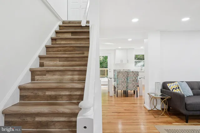 $549,500 | 6246 Hillside Road, Springfield, VA 22152