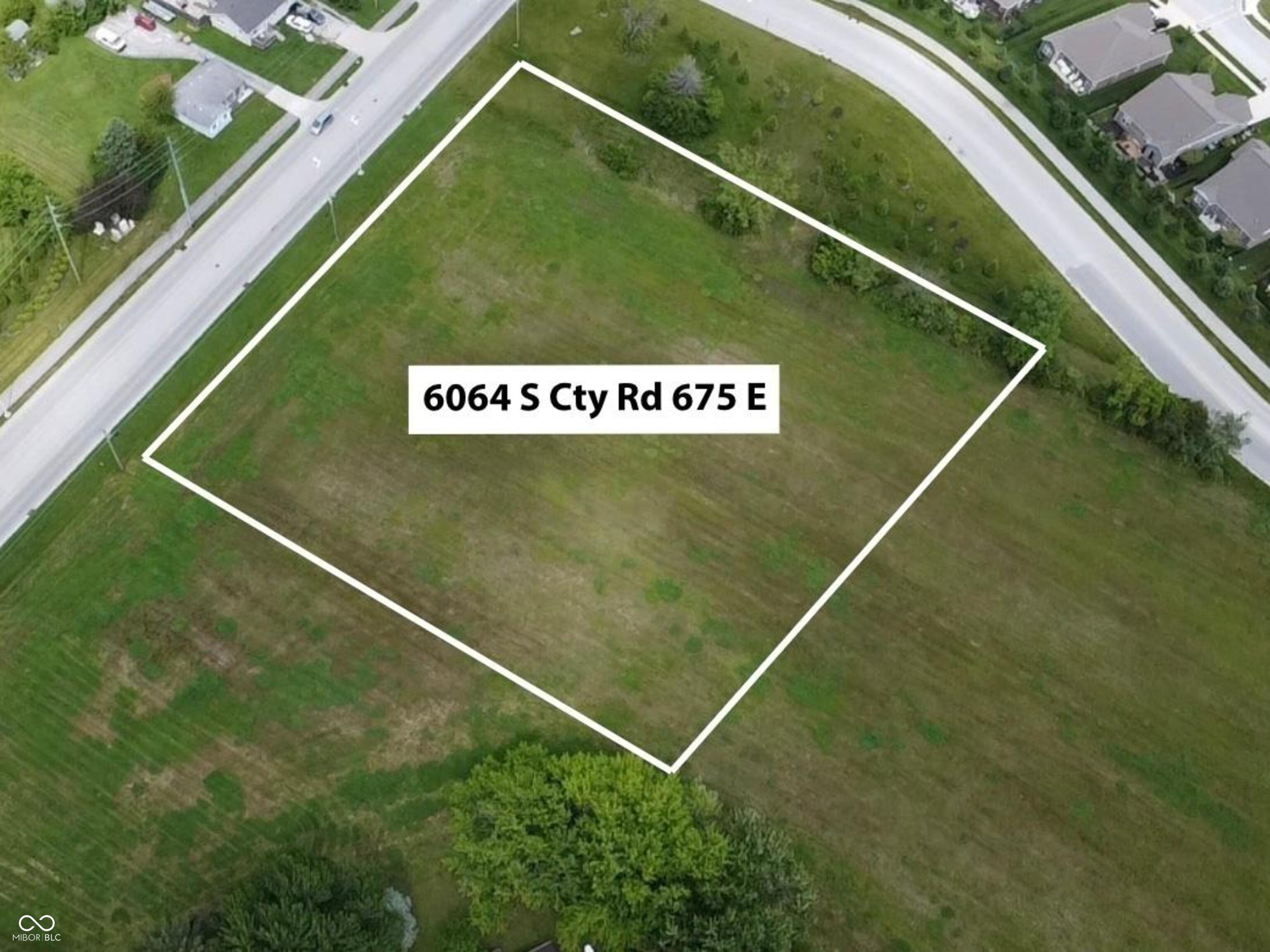 6064 South County Rd -675 East Plainfield, IN 46168 - Photo 3 of 7