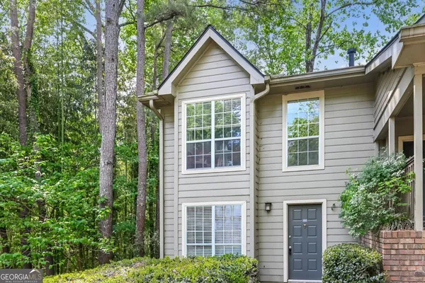 $2,000 | 201 Lenox Way Northeast, Unit 201, Atlanta, GA 30324