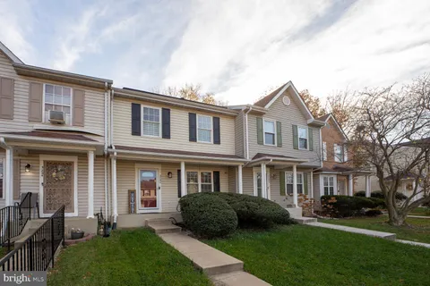 $365,000 | 3206 Forest Run Drive, District Heights, MD 20747