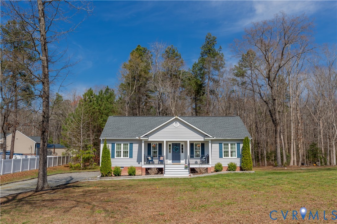 243 Pleasant View Drive Aylett, VA 23009 - Photo 3 of 54