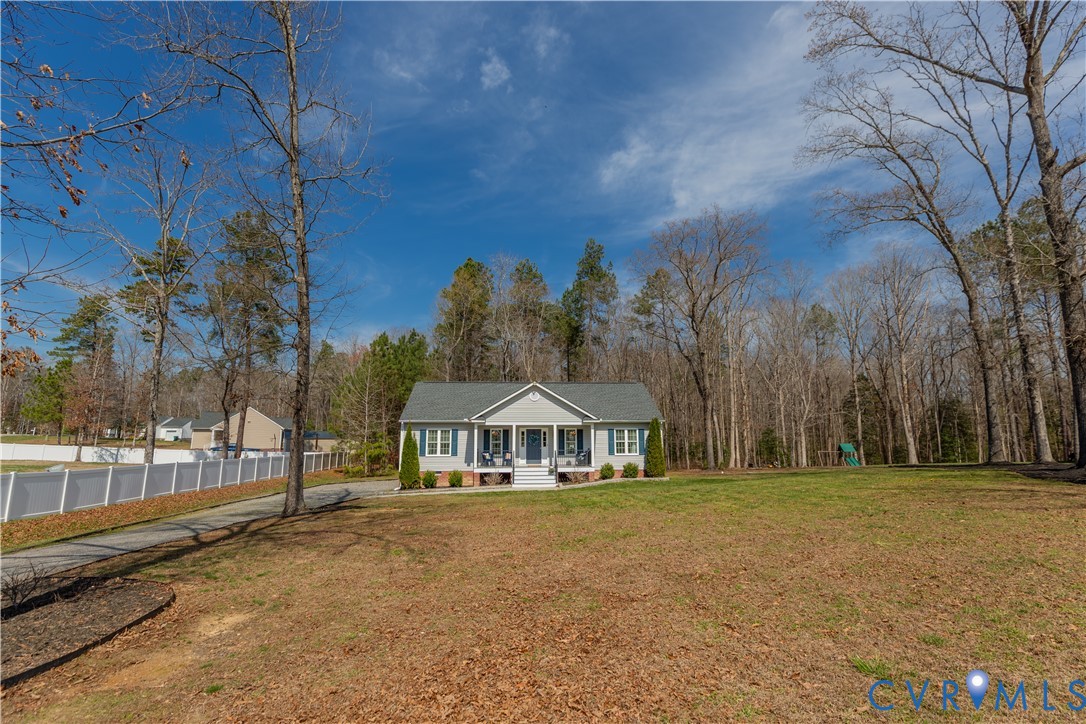 243 Pleasant View Drive Aylett, VA 23009 - Photo 4 of 54