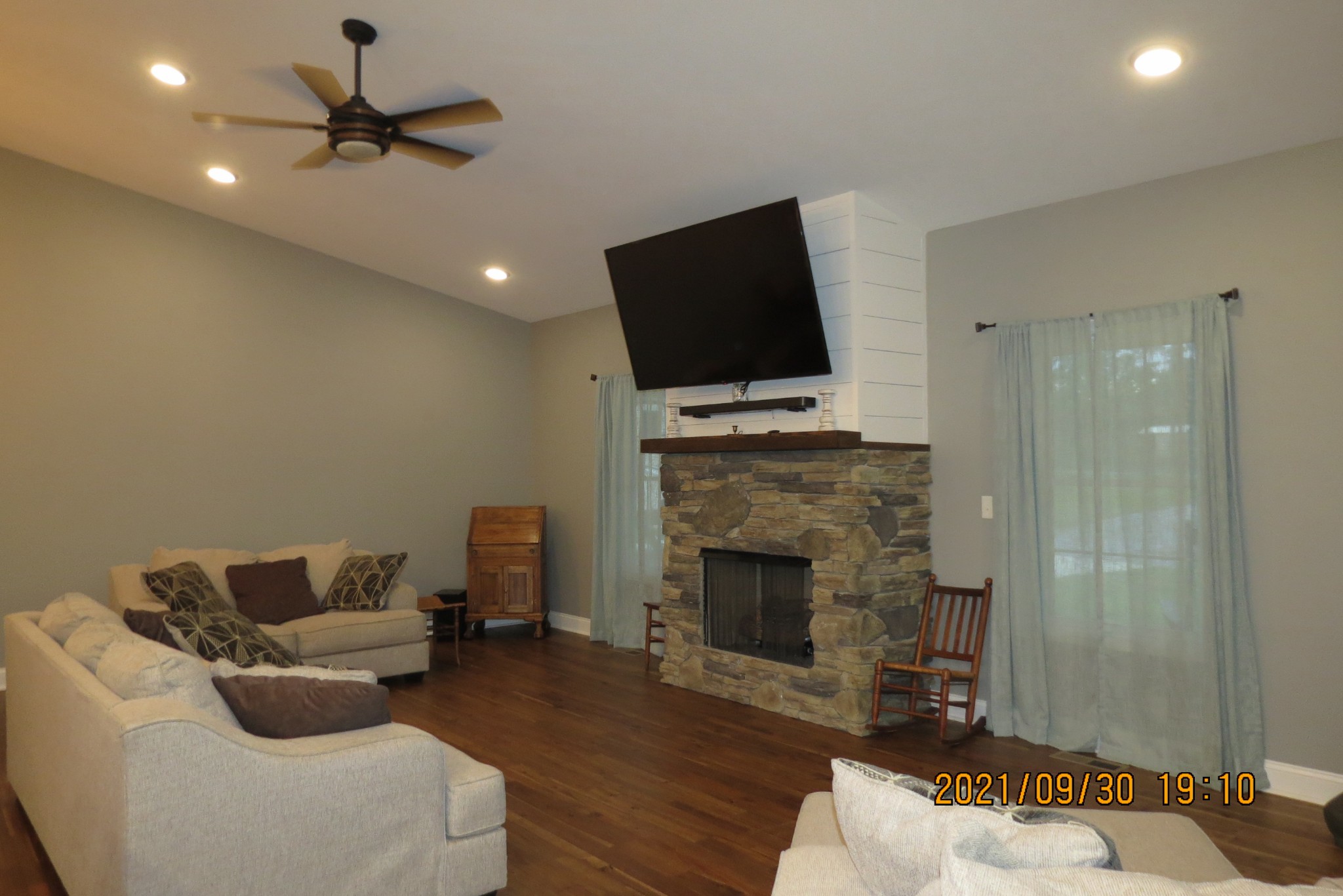 Gallery Image 6
