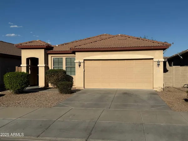 $1,950 | 21871 South 215th Street, Queen Creek, AZ 85142