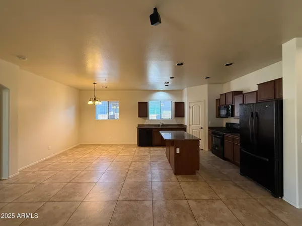 $1,950 | 21871 South 215th Street, Queen Creek, AZ 85142