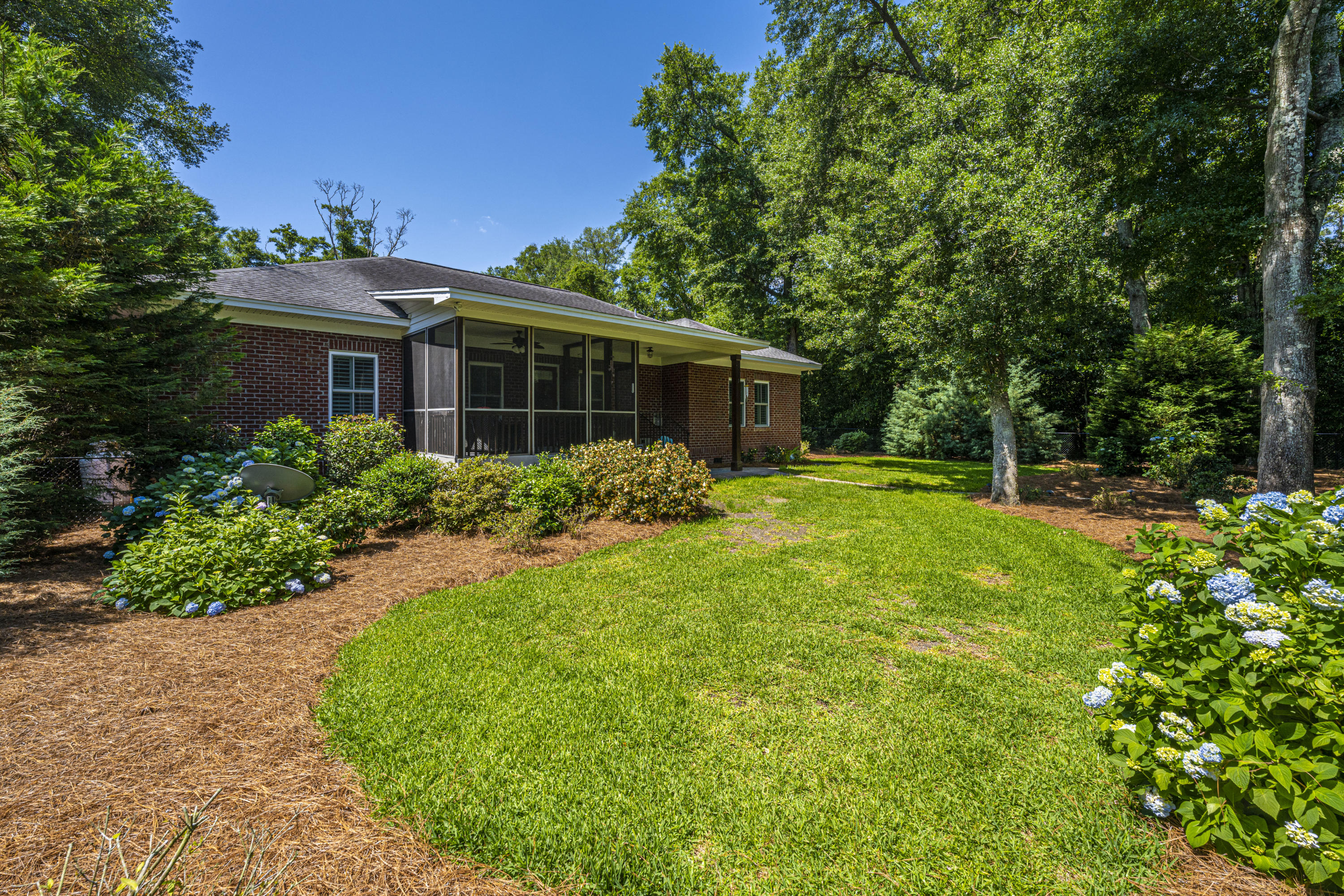 214 6th Avenue Mount Pleasant, SC 29464 - Photo 44 of 48 214SixthAve50