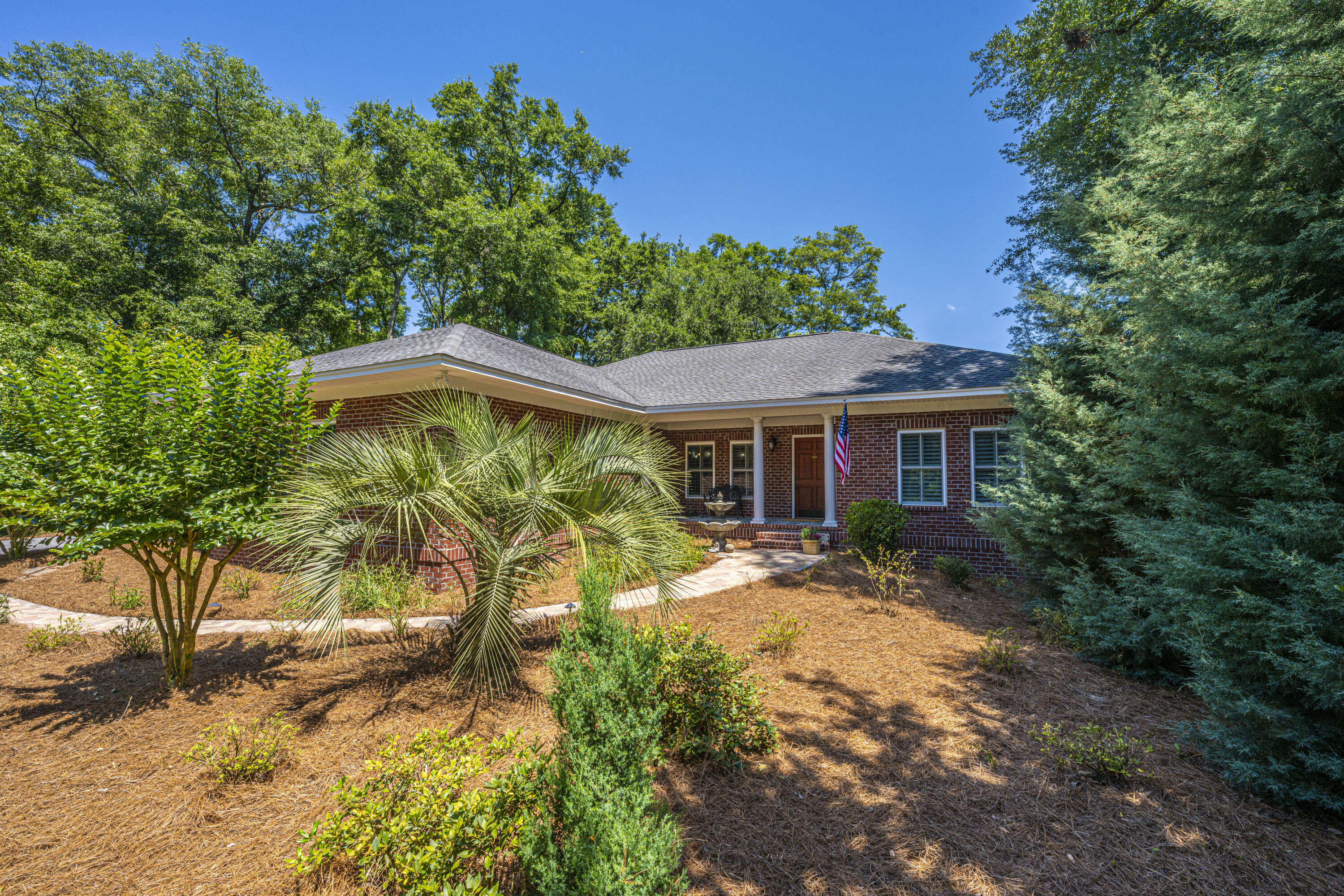 214 6th Avenue Mount Pleasant, SC 29464 - Photo 5 of 48 214SixthAve05