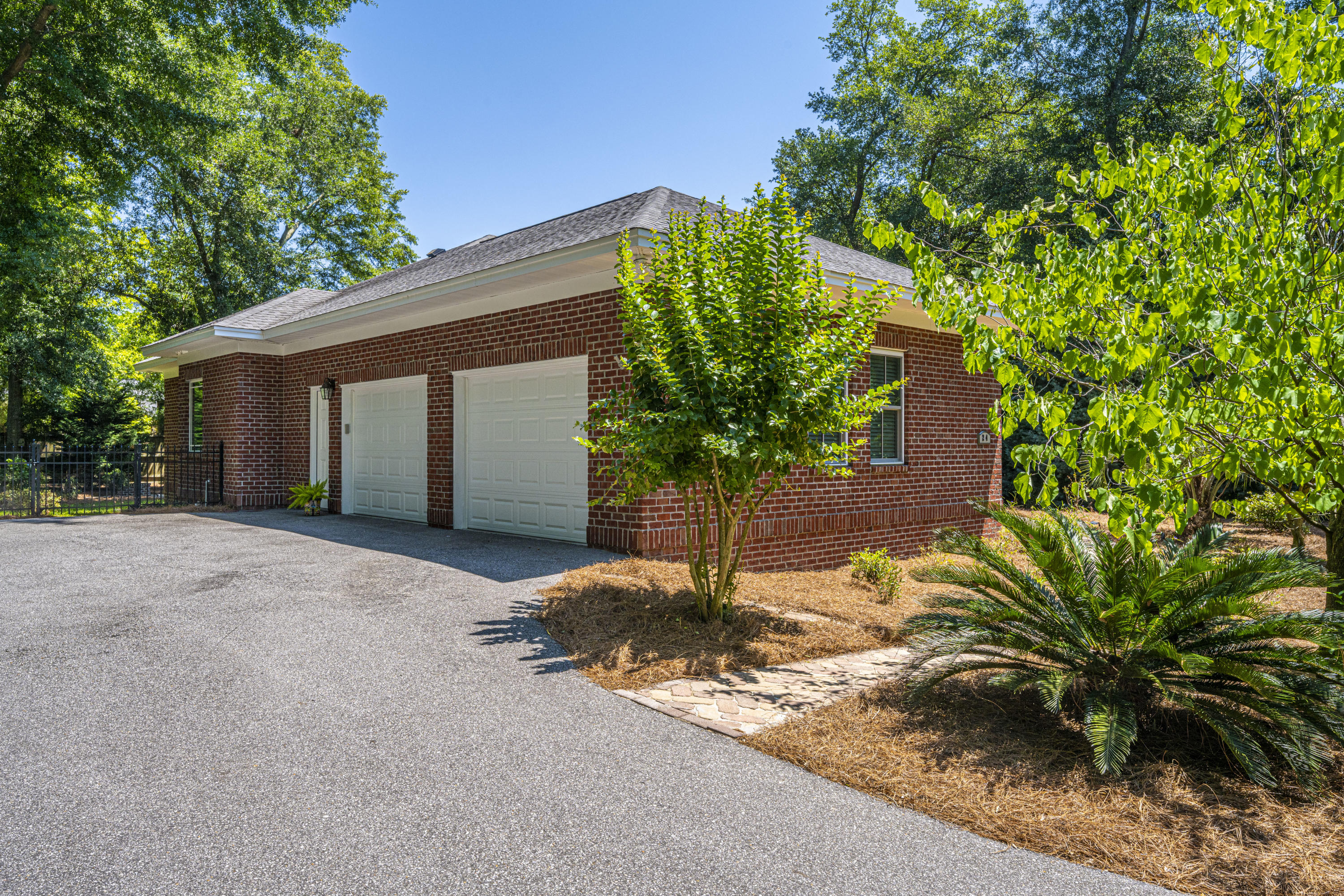 214 6th Avenue Mount Pleasant, SC 29464 - Photo 6 of 48 214SixthAve07