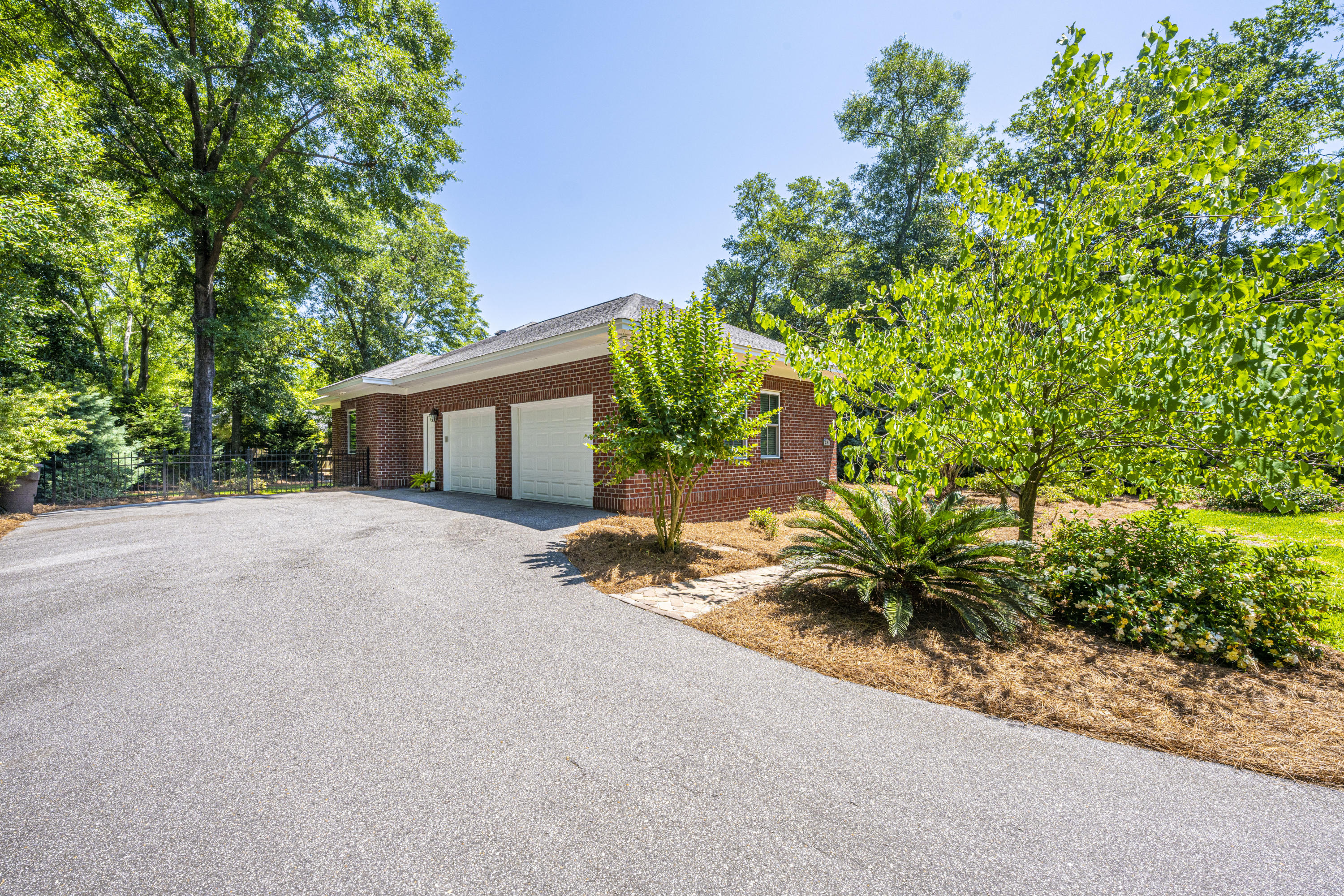 214 6th Avenue Mount Pleasant, SC 29464 - Photo 8 of 48 214SixthAve09