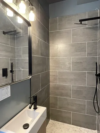 $2,000 | 1531 South Harding Avenue, Unit 1, Chicago, IL 60623