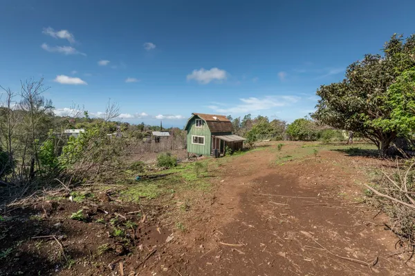 $948,000 | 230 Pulehuiki Road, Unit A, Kula, HI 96790