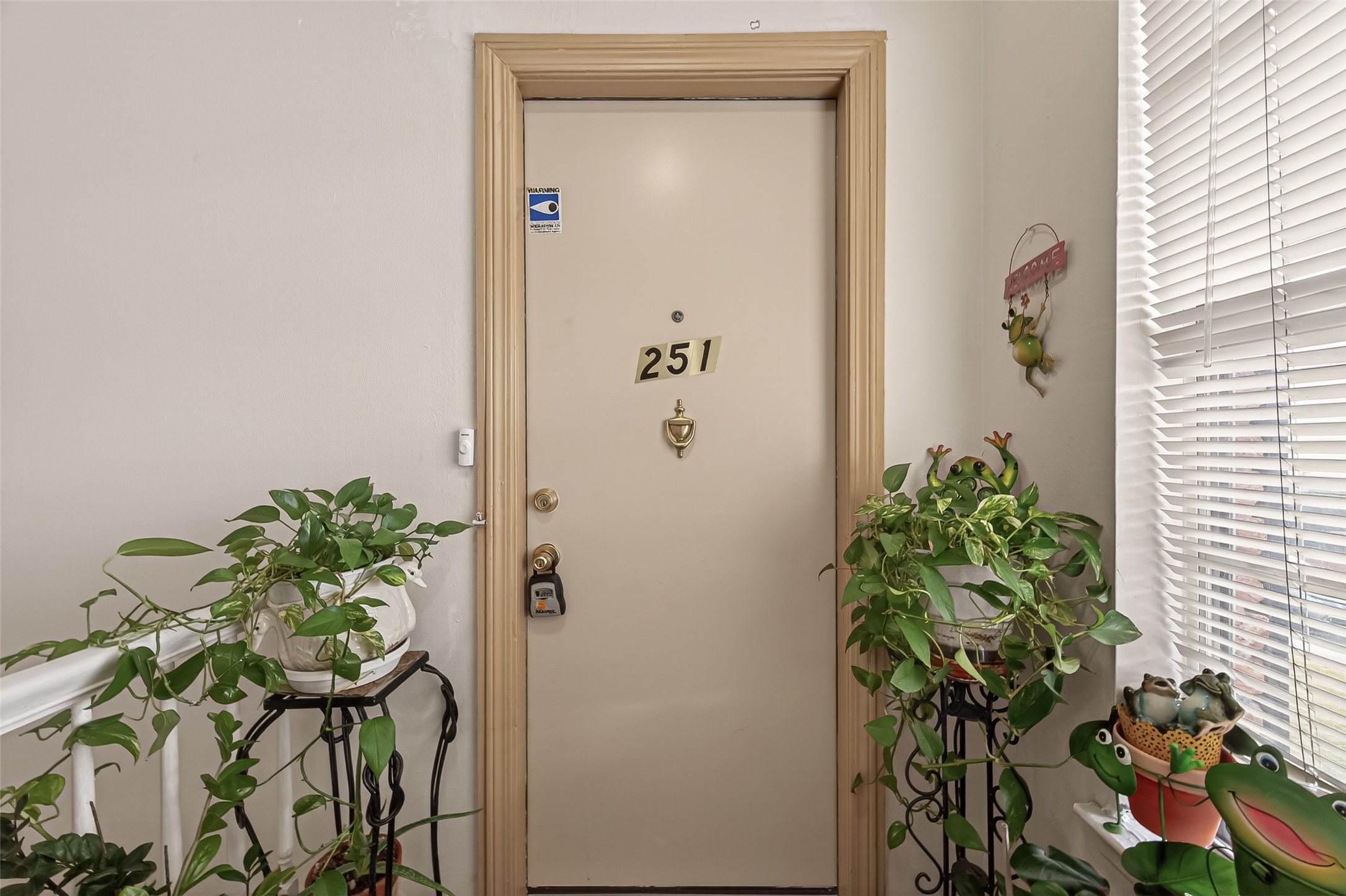 7600 Burgoyne Road, Unit 251 Houston, TX 77063 - Photo 8 of 30 Back Door to Condo