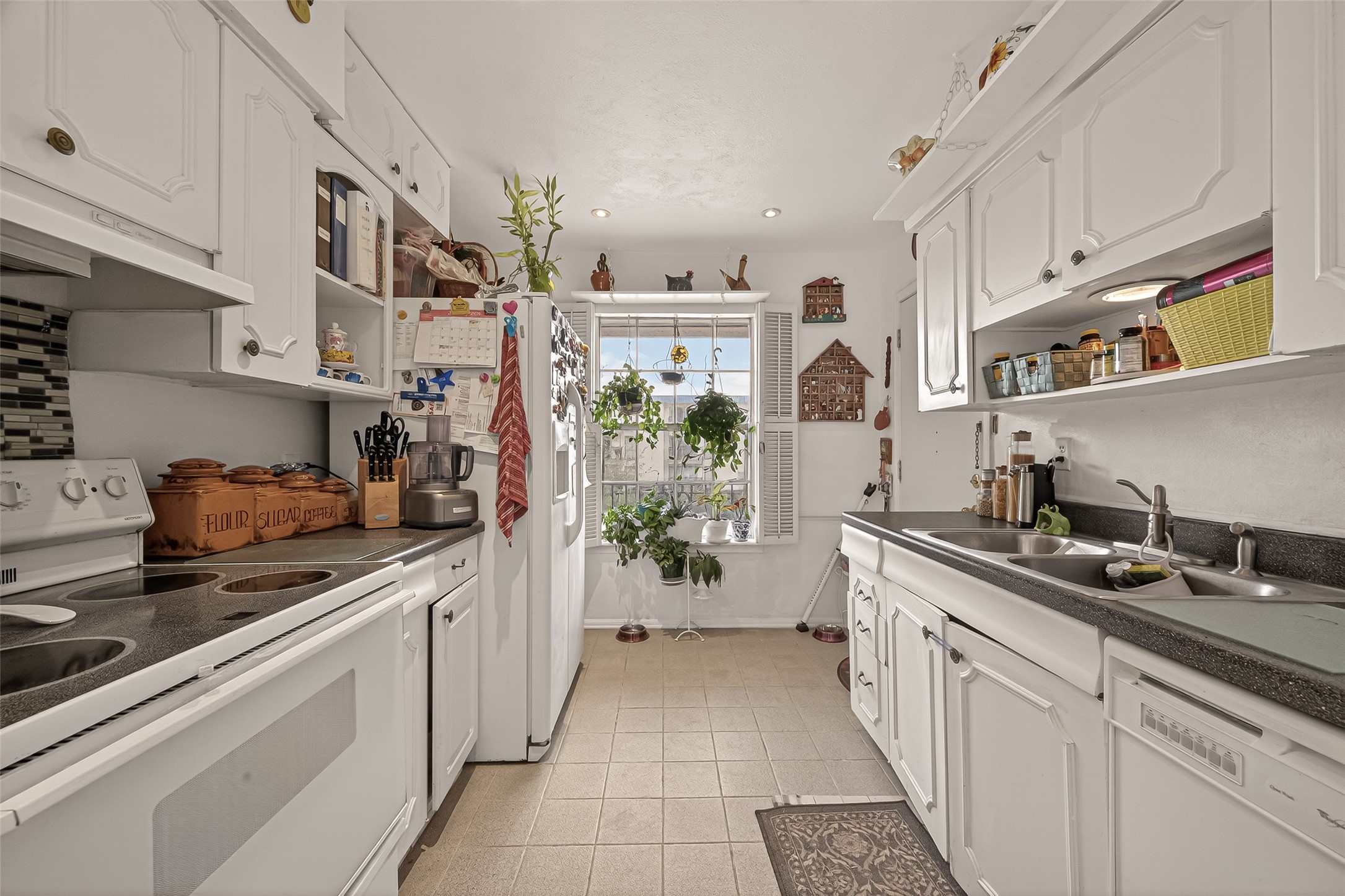 7600 Burgoyne Road, Unit 251 Houston, TX 77063 - Photo 10 of 30