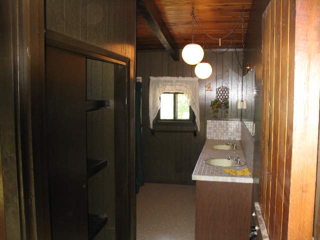 4123 East Laurel Road Chattaroy, WA 99003 - Photo 8 of 8