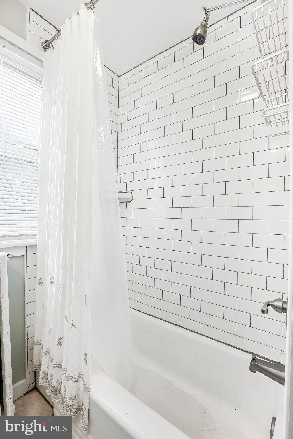 4107 Old Frederick Road Baltimore, MD 21229 - Photo 24 of 31 Bathroom