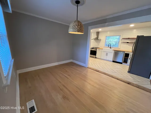 $2,800 | 3728 Winston Boulevard, Wilmington, NC 28403