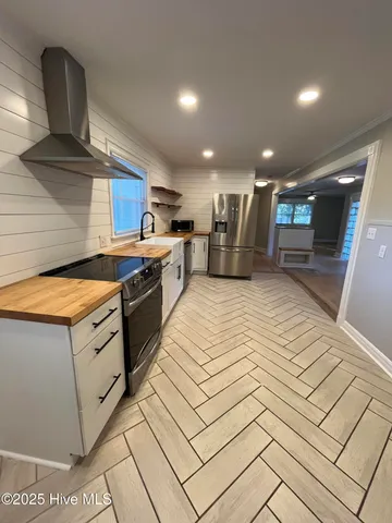 $2,800 | 3728 Winston Boulevard, Wilmington, NC 28403