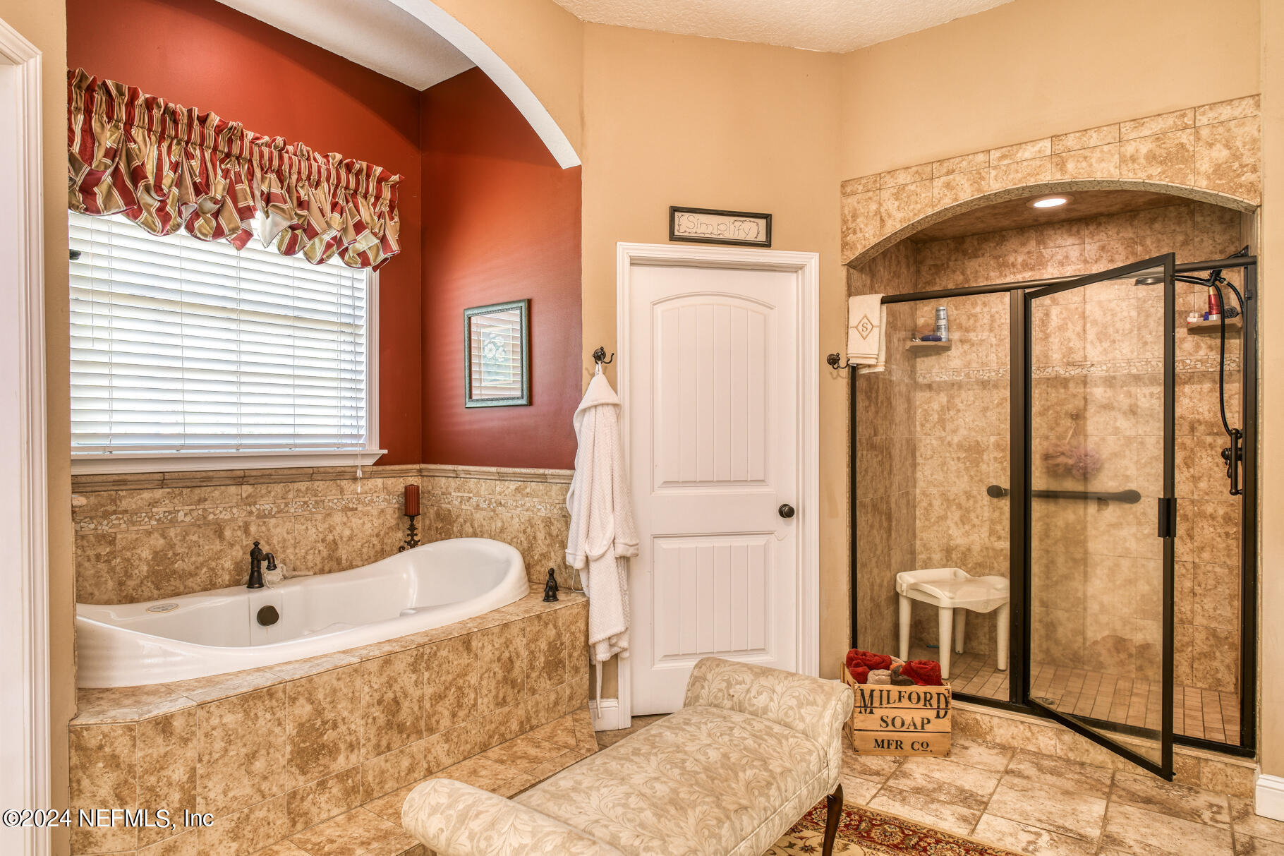1155 Cousintown Road Interlachen, FL 32148 - Photo 19 of 57 owner's bath