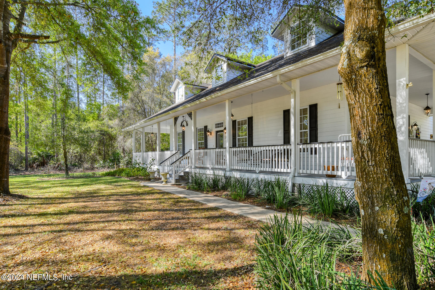 huge covered porch