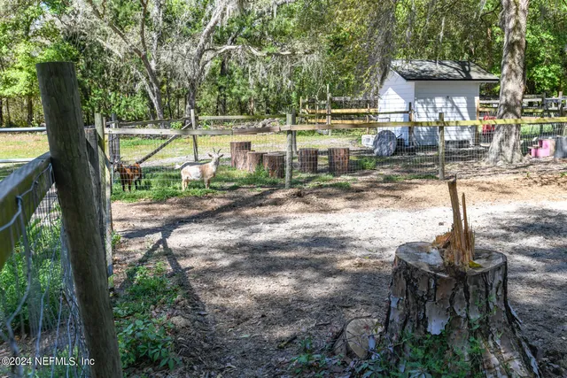 $599,900 | 1155 Cousintown Road, Interlachen, FL 32148