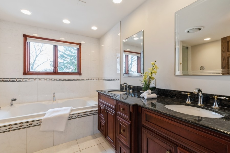 3339 Old Mill Road Northbrook, IL 60062 - Photo 12 of 12