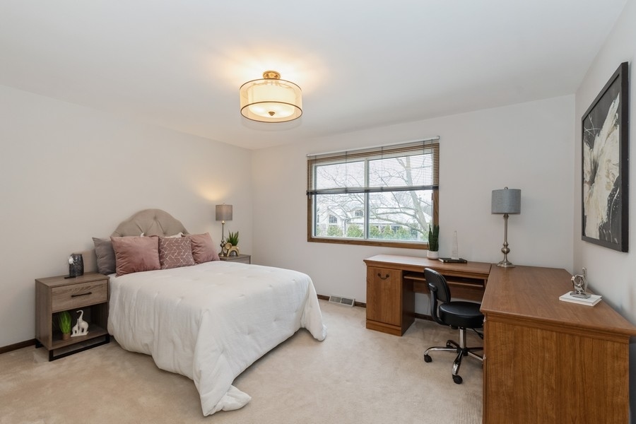 3339 Old Mill Road Northbrook, IL 60062 - Photo 9 of 12