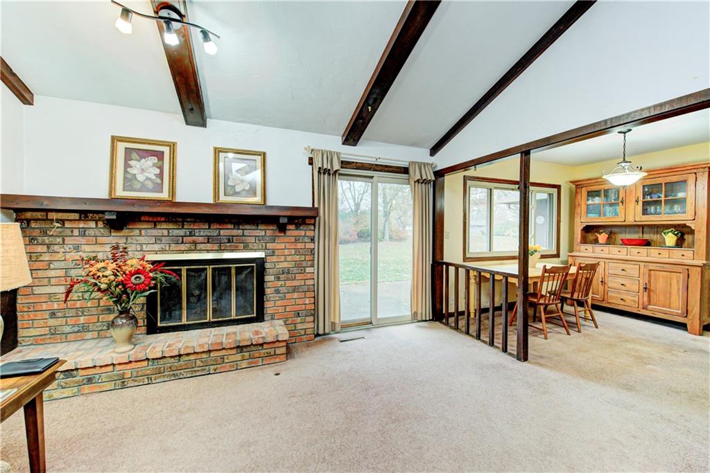 521 Valley Way Road Greenwood, IN 46142 - Photo 13 of 44 Gallery Image 13