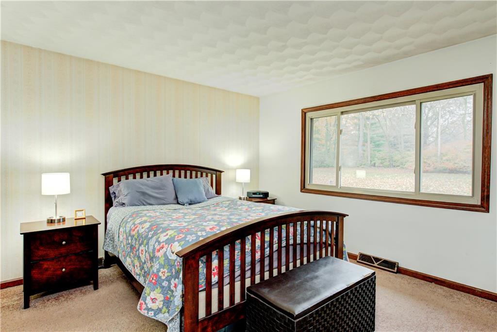 521 Valley Way Road Greenwood, IN 46142 - Photo 23 of 44 Gallery Image 23