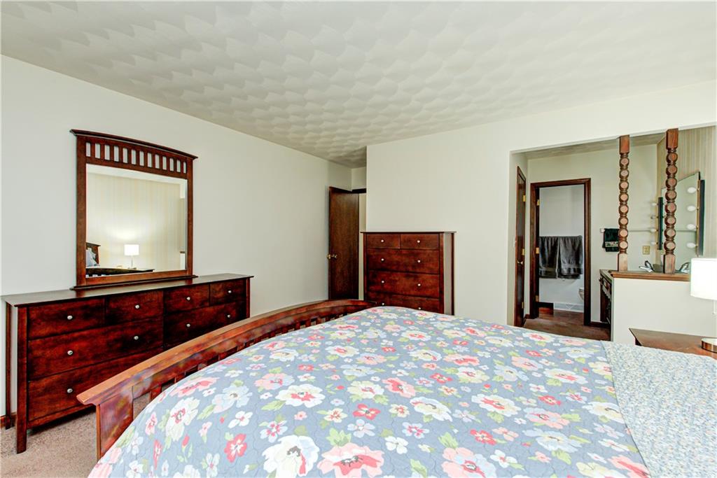 521 Valley Way Road Greenwood, IN 46142 - Photo 24 of 44 Gallery Image 24