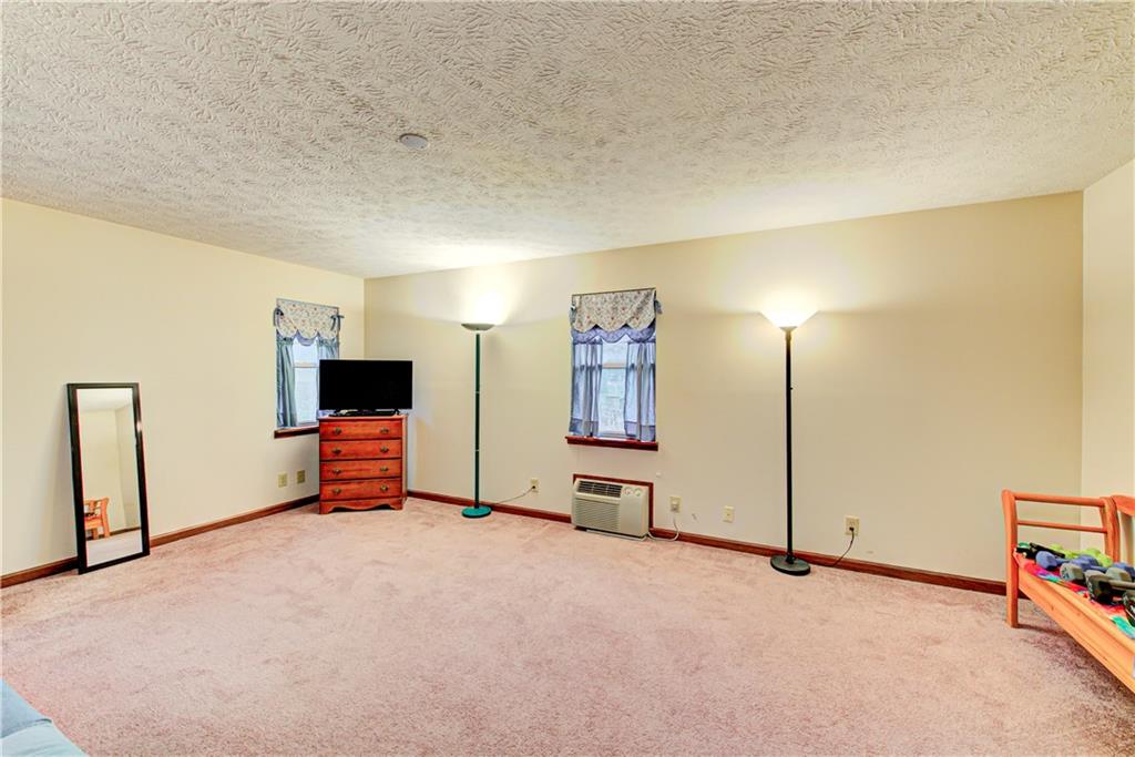 521 Valley Way Road Greenwood, IN 46142 - Photo 33 of 44 Gallery Image 33