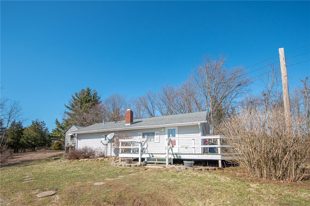 5991 South John Butler Road Columbus, IN 47201 - Photo 1 of 18