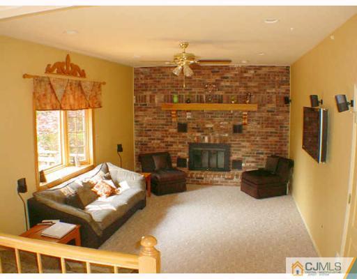 31 Tower Road Edison, NJ 08820 - Photo 5 of 10